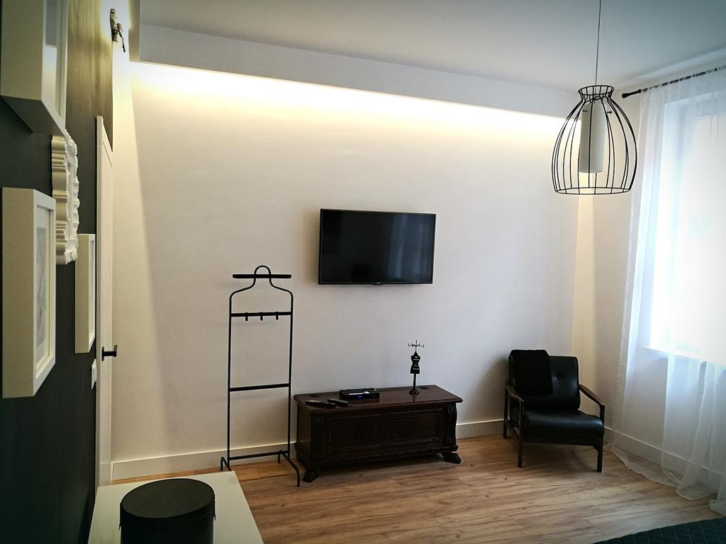 פוזנן Black&White Apartment- Wierzbowa 5 מראה חיצוני תמונה