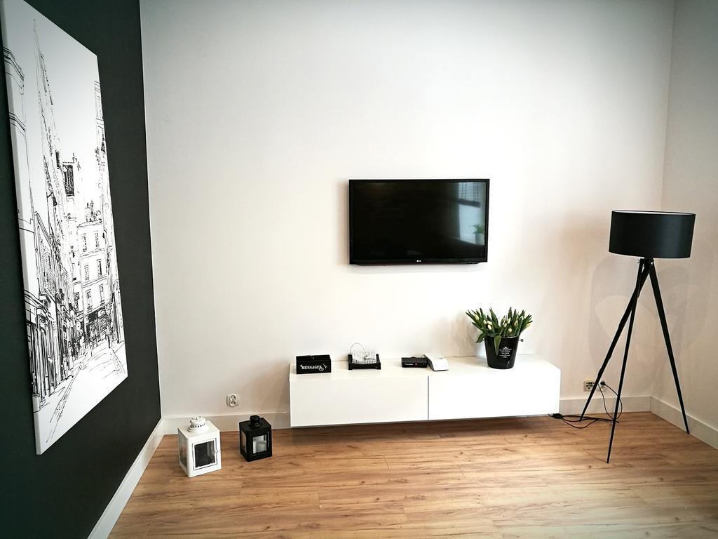 פוזנן Black&White Apartment- Wierzbowa 5 מראה חיצוני תמונה