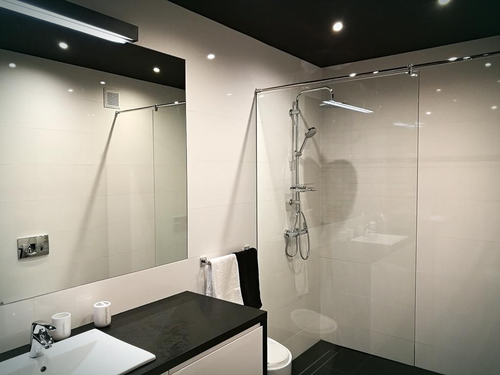 פוזנן Black&White Apartment- Wierzbowa 5 מראה חיצוני תמונה