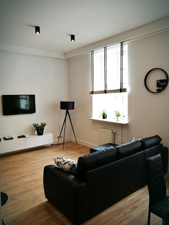 פוזנן Black&White Apartment- Wierzbowa 5 מראה חיצוני תמונה